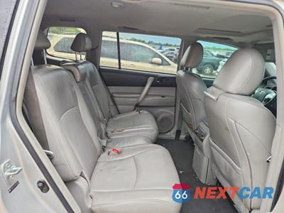 Zdjęcie 11 z 13 samochodu: 2012 TOYOTA HIGHLANDER SE VIN:5TDZK3EH1CS070187 - miniatura