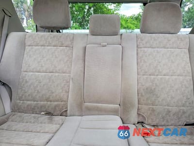 Zdjęcie 10 z 13 samochodu: 2008 KIA SORENTO BASE VIN:KNDJD735685834989 - miniatura
