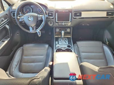 Zdjęcie 8 z 13 samochodu: 2012 VOLKSWAGEN TOUAREG V6 VIN:WVGEF9BP0CD008157 - miniatura
