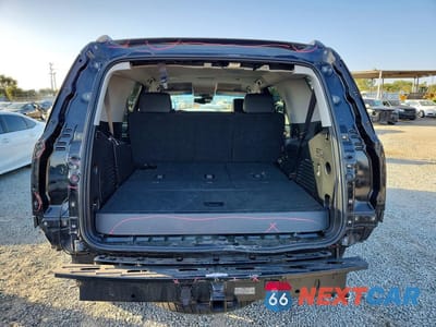 Zdjęcie 6 z 14 samochodu: 2018 CHEVROLET TAHOE C1500 LT VIN:1GNSCBKC2JR234793 - miniatura