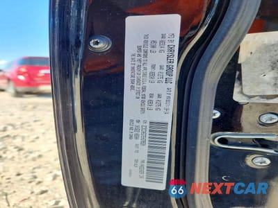 Zdjęcie 12 z 12 samochodu: 2014 CHRYSLER 300C VIN:2C3CCAEG7EH378520 - miniatura