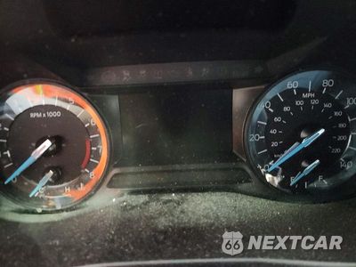 Zdjęcie 9 z 13 samochodu: 2017 FORD EXPLORER XLT VIN:1FM5K7D87HGE12391 - miniatura