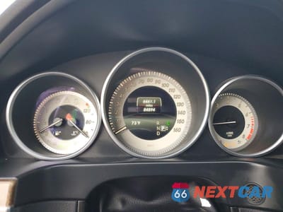 Zdjęcie 9 z 12 samochodu: 2016 MERCEDES-BENZ E 350 4MATIC VIN:WDDHF8JB5GB175817 - miniatura