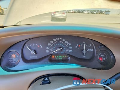 Zdjęcie 9 z 12 samochodu: 2002 BUICK CENTURY LIMITED VIN:2G4WY55J321247419 - miniatura