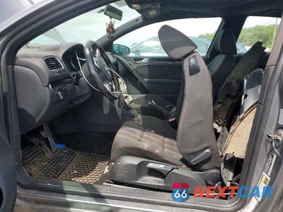 Zdjęcie 7 z 12 samochodu: 2010 VOLKSWAGEN GTI VIN:WVWEV7AJ8AW231458 - miniatura