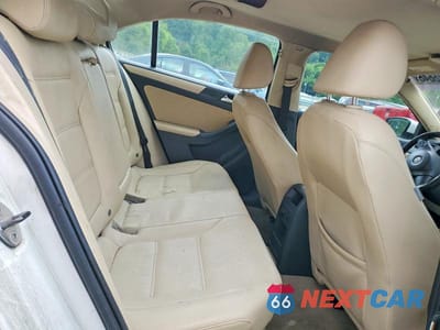 Zdjęcie 10 z 12 samochodu: 2011 VOLKSWAGEN JETTA SE VIN:3VWDZ7AJ4BM354656 - miniatura