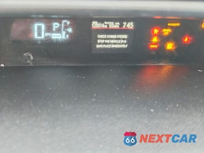 Zdjęcie 9 z 12 samochodu: 2015 TOYOTA PRIUS C TWO VIN:JTDKDTB38F1586309 - miniatura