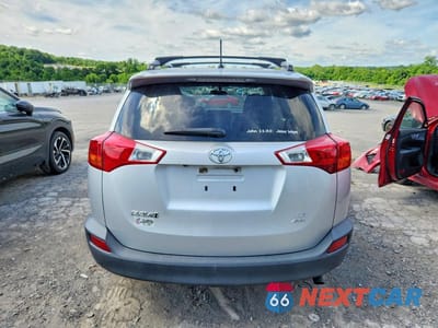 Zdjęcie 6 z 13 samochodu: 2014 TOYOTA RAV4 LE VIN:JTMBFREV7EJ007237 - miniatura