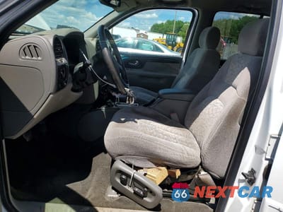 Zdjęcie 7 z 13 samochodu: 2002 GMC ENVOY VIN:1GKDT13S522503370 - miniatura