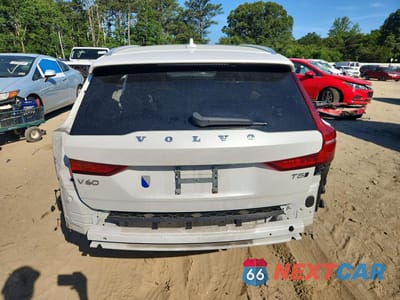 Zdjęcie 6 z 13 samochodu: 2020 VOLVO V60 CROSS COUNTRY T5 MOMENTUM VIN:YV4102WK6L1037932 - miniatura