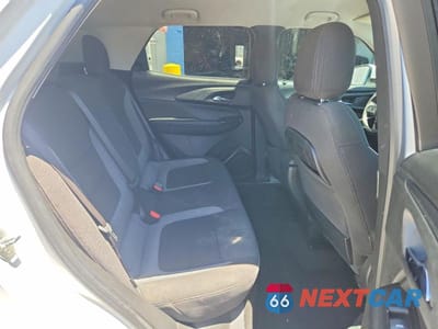 Zdjęcie 10 z 12 samochodu: 2022 CHEVROLET TRAILBLAZER LT VIN:KL79MPSL4NB059329 - miniatura