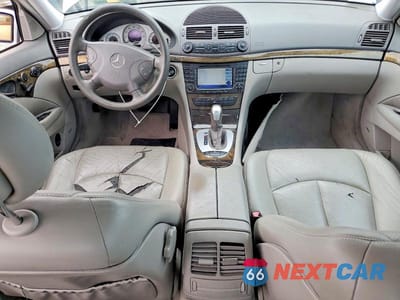 Zdjęcie 8 z 13 samochodu: 2004 MERCEDES-BENZ E 320 VIN:WDBUF65J44A500553 - miniatura