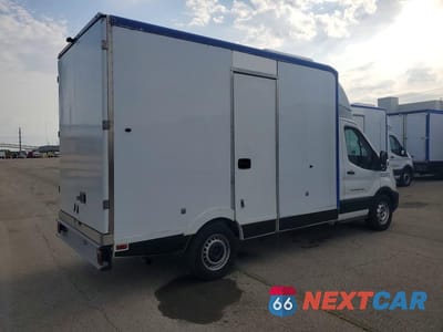 Trzecie zdjęcie samochodu z tyłu: 2020 FORD TRANSIT DELIVERY TRUCK VIN:1FDBW5Z82LKA95579 - miniatura