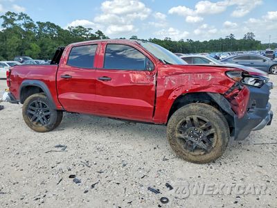 Czwarte zdjęcie samochodu z boku: 2024 CHEVROLET COLORADO TRAIL BOSS VIN:1GCPTEEK8R1142035 - miniatura