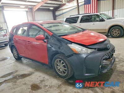 Czwarte zdjęcie samochodu z boku: 2015 TOYOTA PRIUS V TWO VIN:JTDZN3EU4FJ016713 - miniatura
