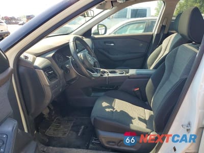 Zdjęcie 7 z 14 samochodu: 2021 NISSAN ROGUE SV VIN:5N1AT3BB8MC741833 - miniatura