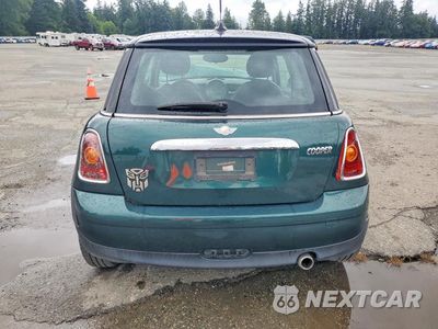 Zdjęcie 6 z 13 samochodu: 2010 MINI COOPER VIN:WMWMF3C54ATZ21725 - miniatura