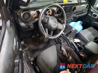 Zdjęcie 8 z 12 samochodu: 2022 JEEP WRANGLER SPORT VIN:1C4GJXAG3NW168705 - miniatura