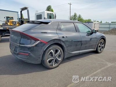 Trzecie zdjęcie samochodu z tyłu: 2024 KIA EV6 GT LINE VIN:KNDC4DLC6R5221701 - miniatura