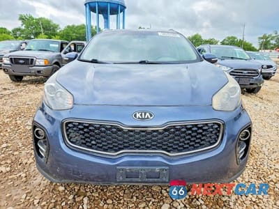 Piąte zdjęcie samochodu w środku: 2019 KIA SPORTAGE EX VIN:KNDPNCAC7K7553202 - miniatura