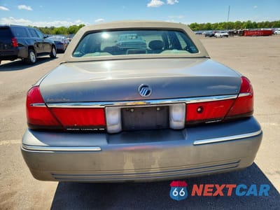 Zdjęcie 6 z 12 samochodu: 2000 MERCURY GRAND MARQUIS VIN:2MEFM74W9YX603014 - miniatura