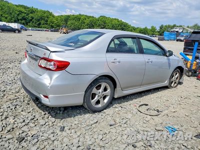 Trzecie zdjęcie samochodu z tyłu: 2013 TOYOTA COROLLA S VIN:2T1BU4EE0DC062616 - miniatura