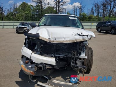 Piąte zdjęcie samochodu w środku: 2017 FORD EXPEDITION XLT/KING RANCH VIN:1FMJU1HT1HEA06722 - miniatura