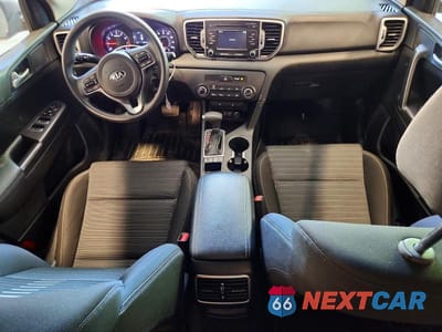 Zdjęcie 8 z 13 samochodu: 2017 KIA SPORTAGE LX VIN:KNDPMCACXH7080780 - miniatura
