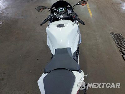 Zdjęcie 6 z 10 samochodu: 2025 KAWASAKI ZX636 K VIN:JKBZXJJ10SA023457 - miniatura