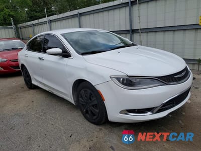 Czwarte zdjęcie samochodu z boku: 2015 CHRYSLER 200 C VIN:1C3CCCCB2FN629181 - miniatura