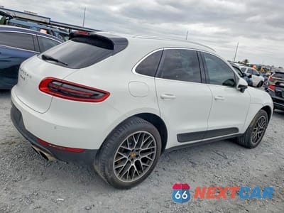Trzecie zdjęcie samochodu z tyłu: 2015 PORSCHE MACAN S VIN:WP1AB2A52FLB62724 - miniatura