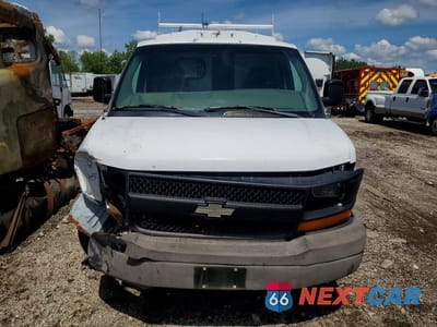 Piąte zdjęcie samochodu w środku: 2003 CHEVROLET EXPRESS G3500 VIN:1GBHG31U331231043 - miniatura