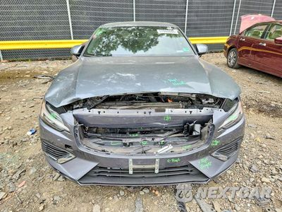 Piąte zdjęcie samochodu w środku: 2020 VOLVO S60 T8 INSCRIPTION VIN:7JRBR0FL0LG048031 - miniatura