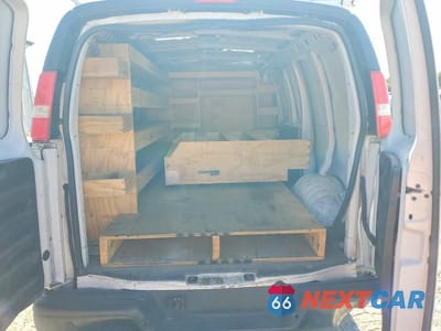 Zdjęcie 10 z 13 samochodu: 2018 CHEVROLET EXPRESS G3500 VIN:1GCZGGFG5J1251138 - miniatura