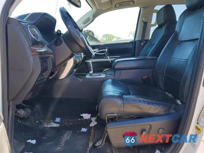 Zdjęcie 7 z 12 samochodu: 2016 TOYOTA TUNDRA CREWMAX LIMITED VIN:5TFHW5F18GX535271 - miniatura