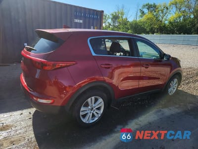 Trzecie zdjęcie samochodu z tyłu: 2017 KIA SPORTAGE LX VIN:KNDPM3AC7H7165642 - miniatura