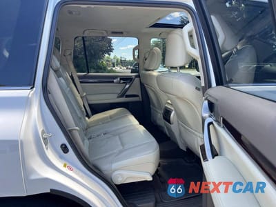 Zdjęcie 6 z 10 samochodu: 2017 LEXUS GX 460 VIN:JTJBM7FX5H5167718 - miniatura