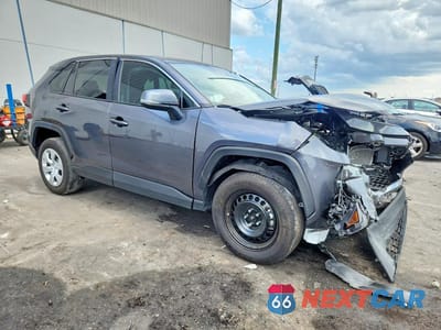Czwarte zdjęcie samochodu z boku: 2025 TOYOTA RAV4 LE VIN:2T3K1RFV9SC332077 - miniatura