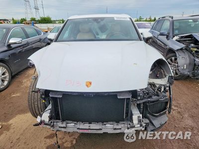 Piąte zdjęcie samochodu w środku: 2021 PORSCHE CAYENNE E-HYBRID VIN:WP1AE2AY1MDA24231 - miniatura