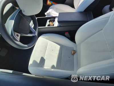Zdjęcie 7 z 12 samochodu: 2026 TESLA MODEL Y VIN:7SAYGDED5TF380169 - miniatura