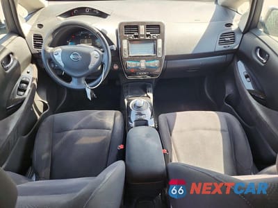 Zdjęcie 8 z 12 samochodu: 2016 NISSAN LEAF SV VIN:1N4BZ0CP8GC302206 - miniatura