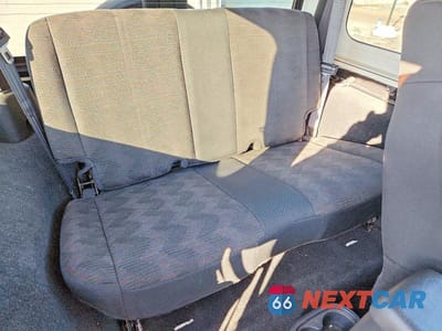 Zdjęcie 11 z 13 samochodu: 2003 JEEP WRANGLER / TJ SPORT VIN:1J4FA49S23P371332 - miniatura