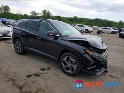 Czwarte zdjęcie samochodu z boku: 2024 HYUNDAI TUCSON LIMITED VIN:KM8JECD15RU240334 - miniatura
