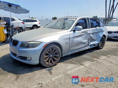 2011 BMW 328 I WBAPH5C50BF093501 - główne zdjęcie licytacji z USA - miniatura
