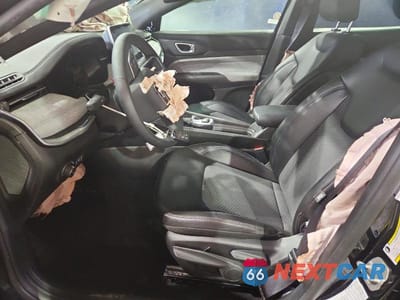Zdjęcie 7 z 14 samochodu: 2025 JEEP COMPASS LATITUDE VIN:3C4NJDBN0ST597532 - miniatura