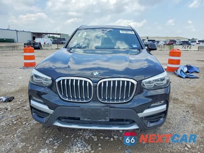 Piąte zdjęcie samochodu w środku: 2018 BMW X3 XDRIVE30I VIN:5UXTR9C50JLD60451 - miniatura