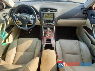Zdjęcie 8 z 13 samochodu: 2011 LEXUS IS 250 VIN:JTHBF5C21B5141472 - miniatura