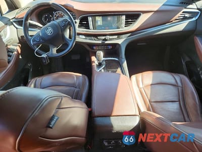 Zdjęcie 8 z 14 samochodu: 2018 BUICK ENCLAVE AVENIR VIN:5GAEVCKWXJJ270098 - miniatura