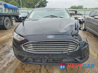 Piąte zdjęcie samochodu w środku: 2019 FORD FUSION S VIN:3FA6P0G77KR198724 - miniatura
