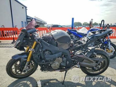 Trzecie zdjęcie samochodu z tyłu: 2010 BMW S 1000 RR VIN:WB1051705AZV40824 - miniatura